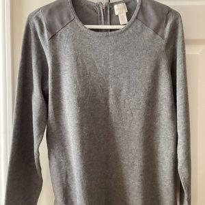 Chico’s Grey Pullover Sweater, Size O ( Small 4/6)